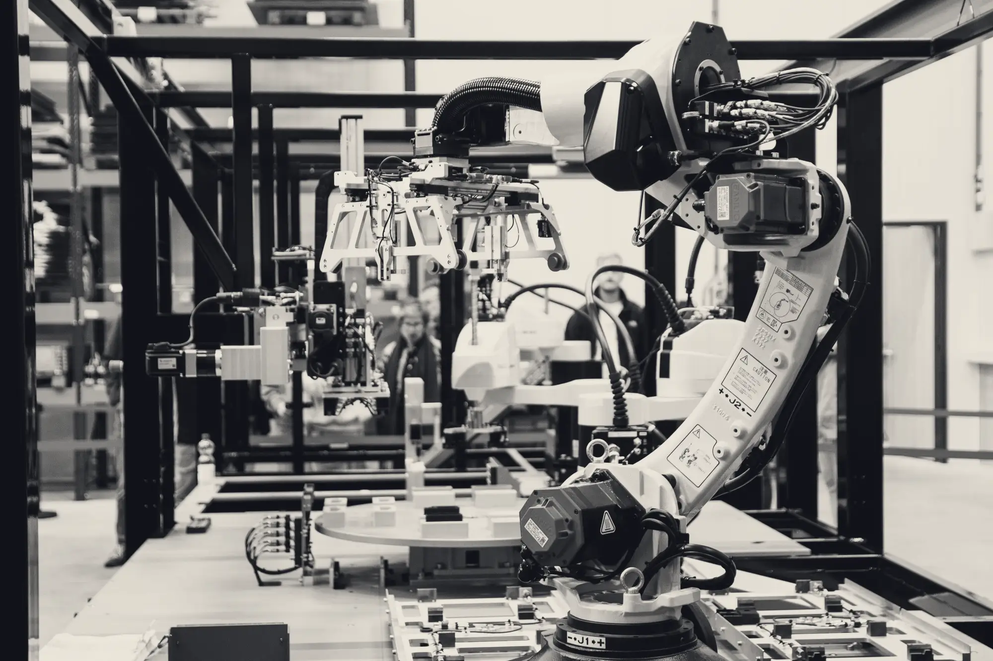 Industrial robot arm